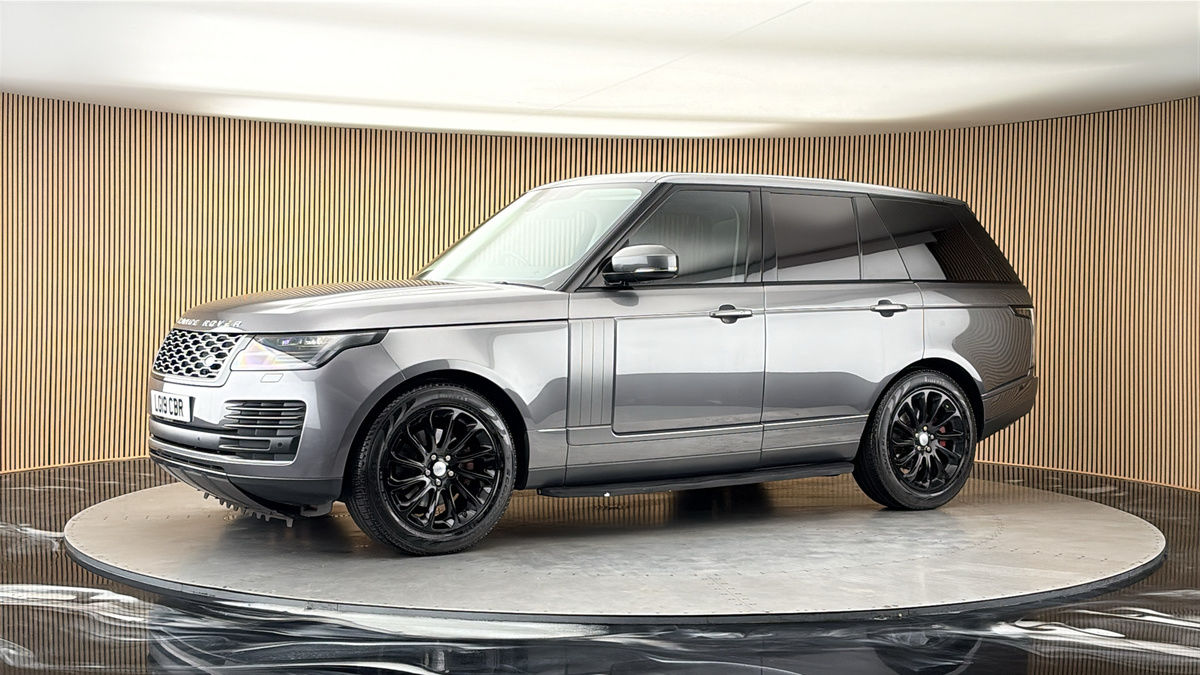 More views of Land Rover Range Rover