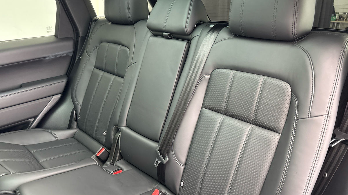 Land Rover Range Rover Sport Image 8