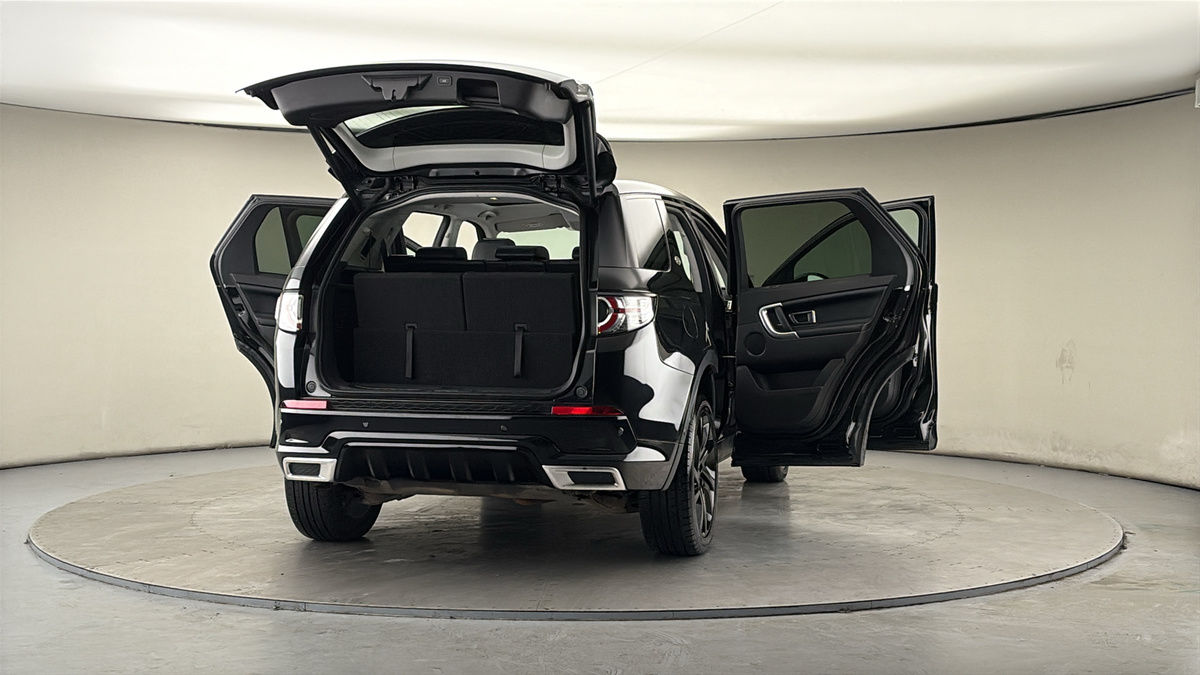 More views of Land Rover Discovery Sport