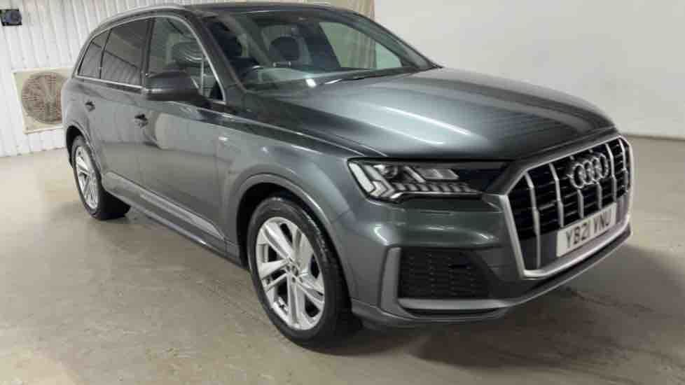 More views of Audi Q7