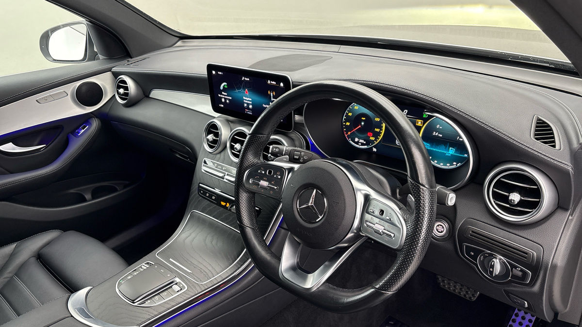 Mercedes-Benz GLC Image 10