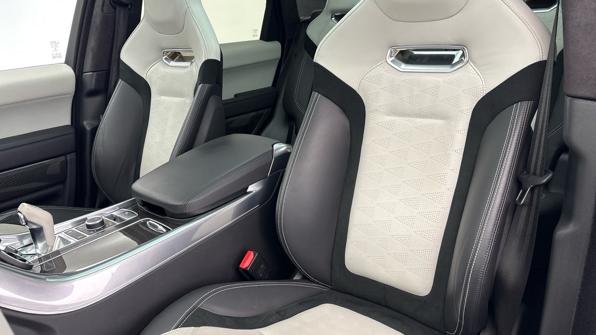 Land Rover Range Rover Sport Image 7