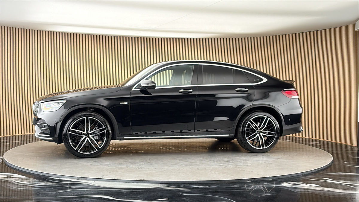 More views of Mercedes-Benz GLC