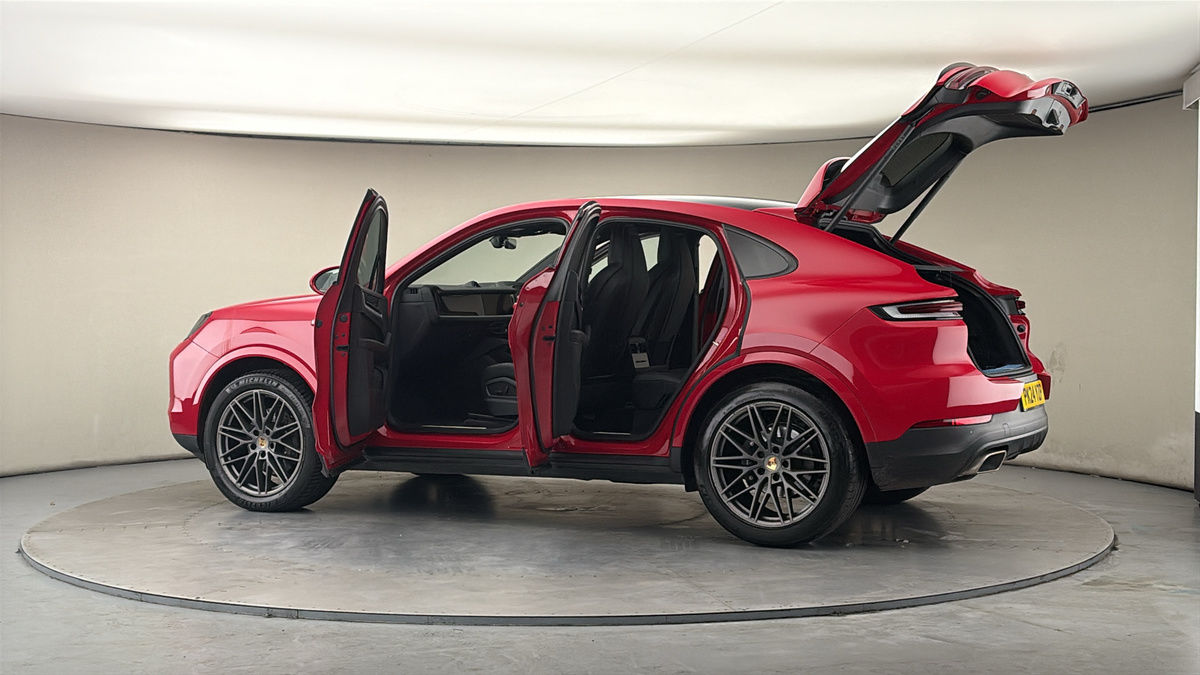 More views of Porsche Cayenne