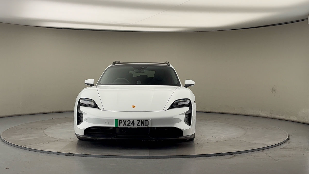 Porsche Taycan Image 3