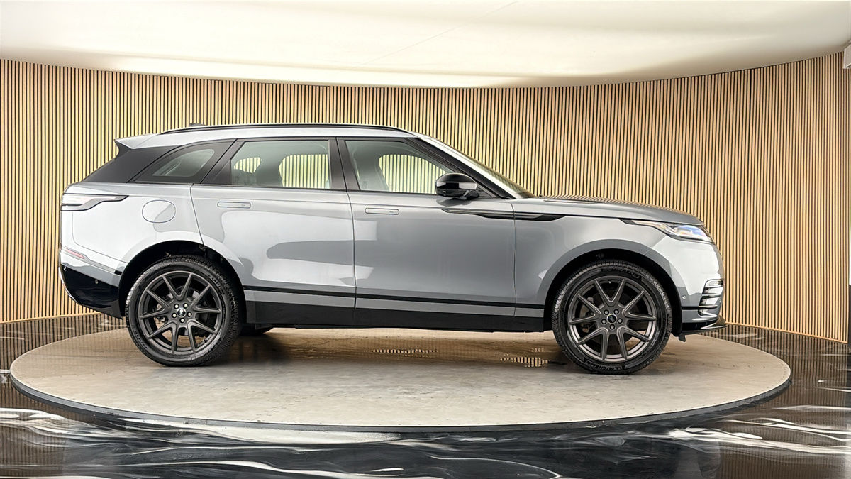 More views of Land Rover Range Rover Velar