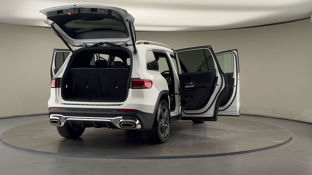 More views of Mercedes-Benz GLB