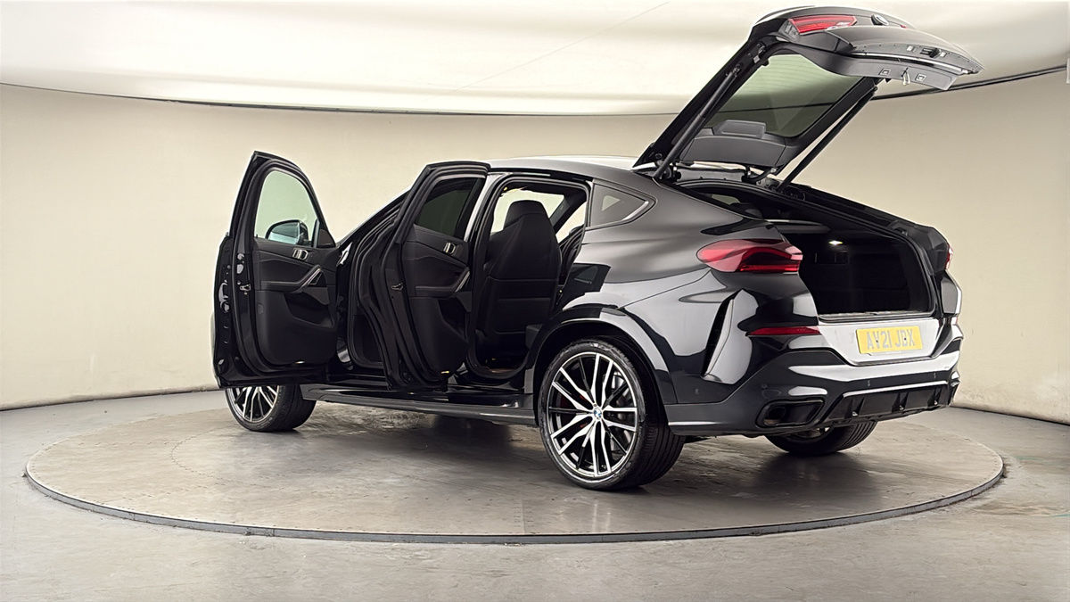 More views of BMW X6