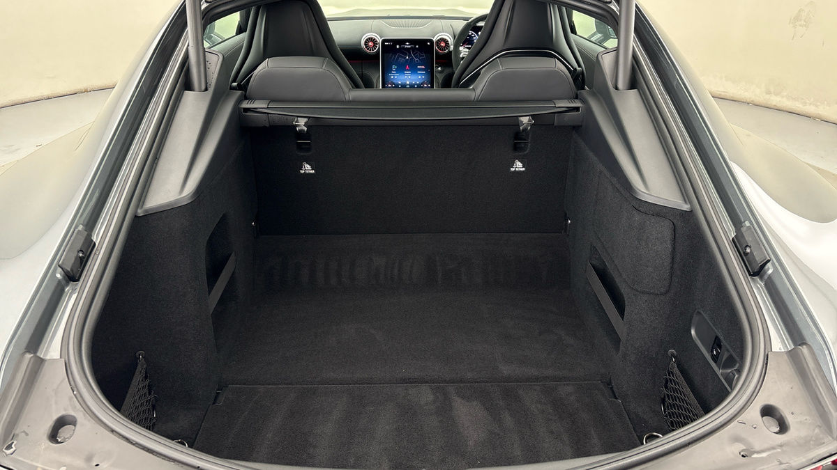 Mercedes-Benz AMG GT Image 11