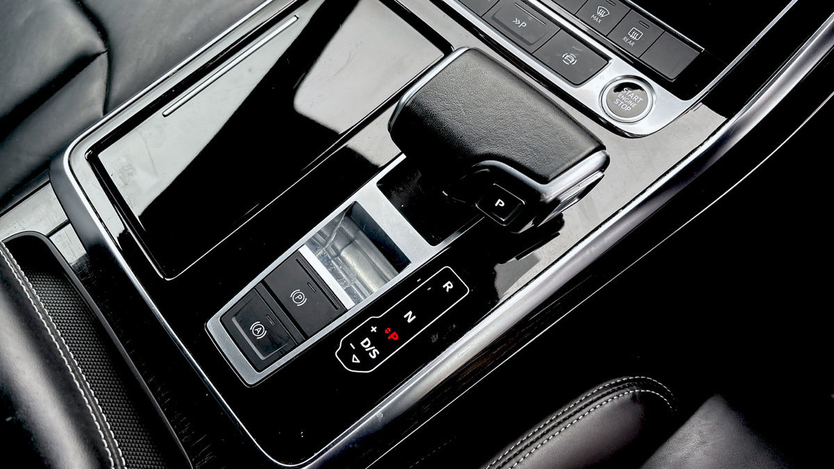 Audi Q7 Image 6