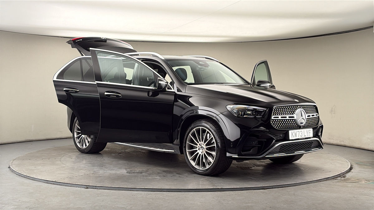 More views of Mercedes-Benz GLE