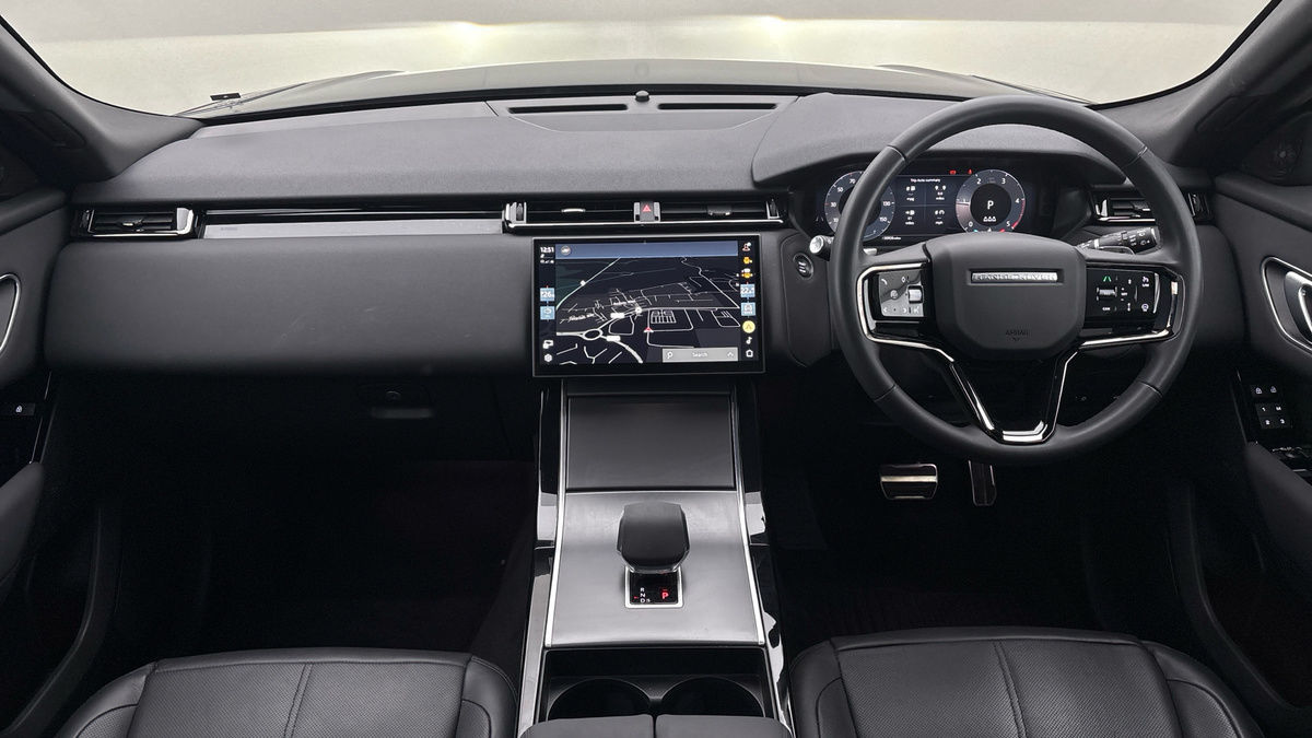 Land Rover Range Rover Velar Image 12