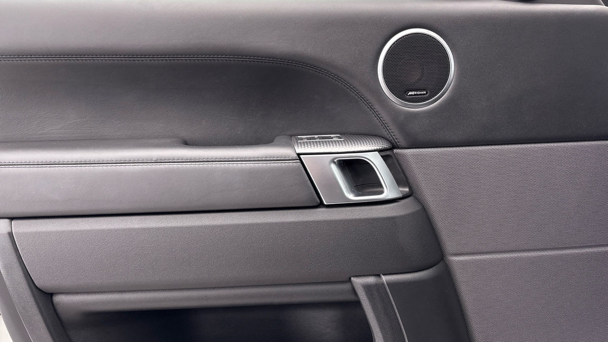 Land Rover Range Rover Sport Image 25