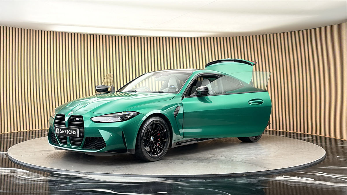 BMW M4 Image 22