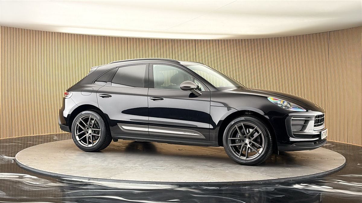 More views of Porsche Macan