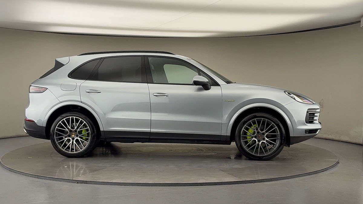 More views of Porsche Cayenne