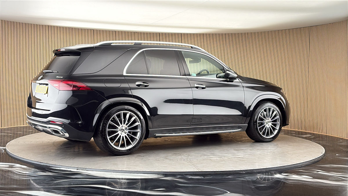 More views of Mercedes-Benz GLE