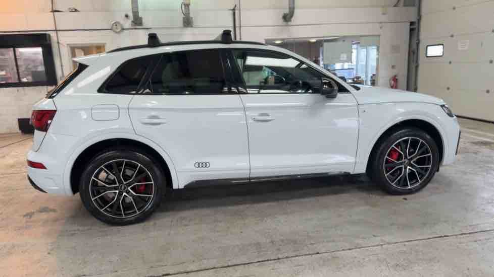 More views of Audi Q5
