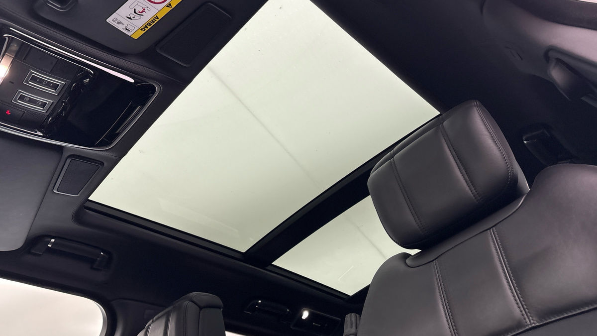 Land Rover Range Rover Image 6