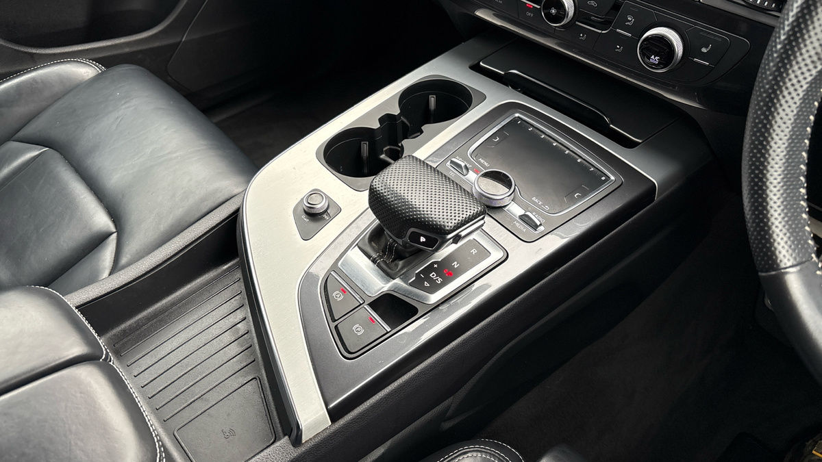 Audi Q7 Image 18
