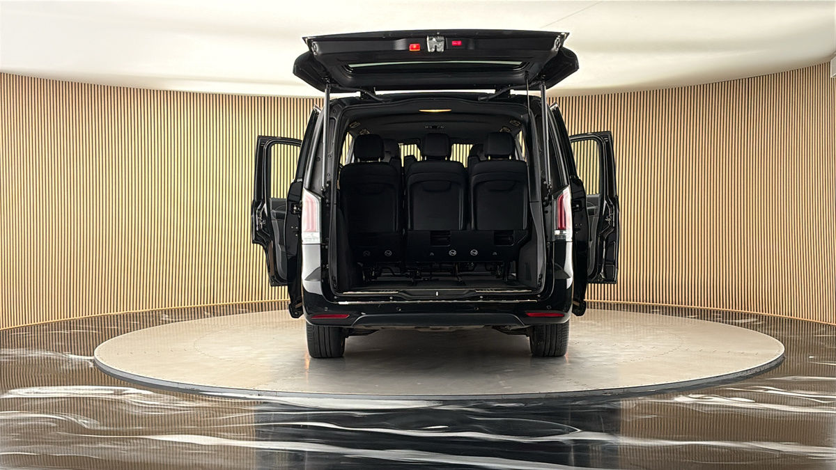 More views of Mercedes-Benz V Class