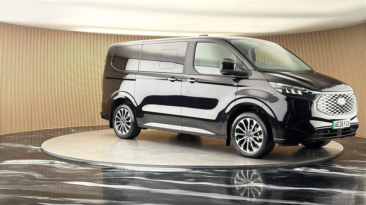 More views of Ford E-Tourneo Custom