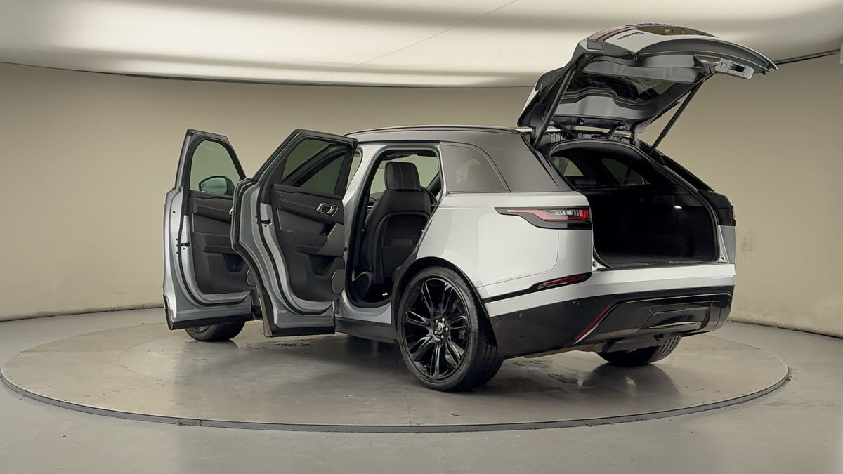 More views of Land Rover Range Rover Velar