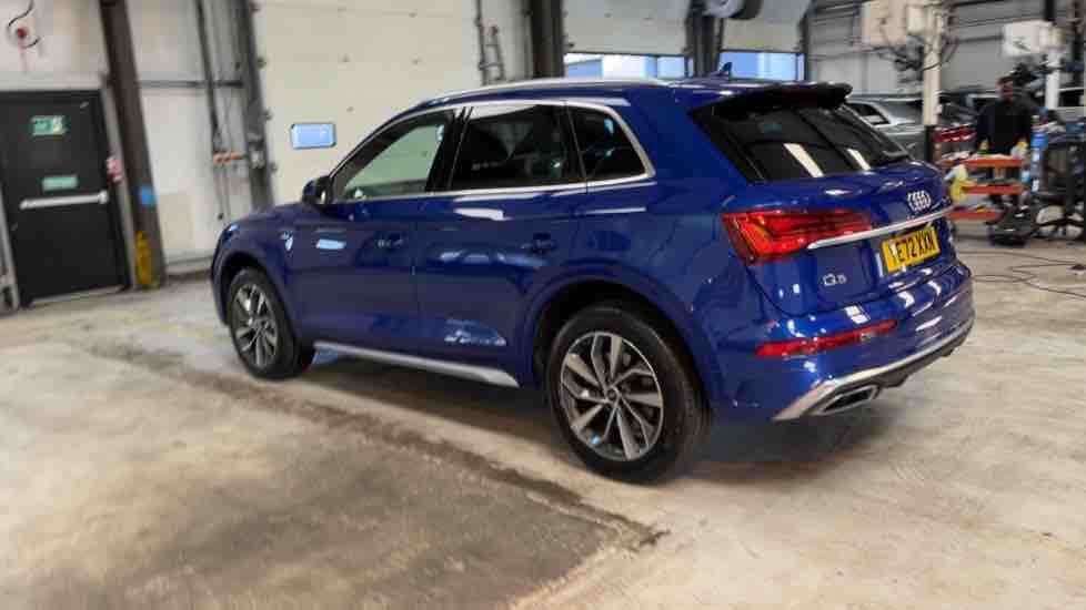 More views of Audi Q5