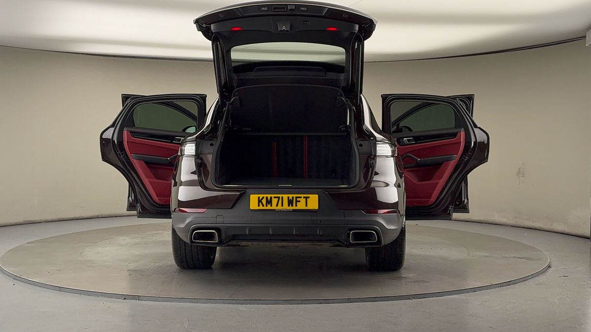 More views of Porsche Cayenne