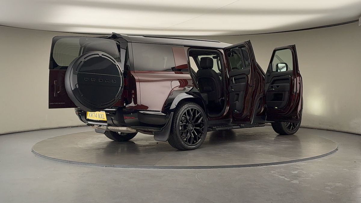 More views of Land Rover Defender 130