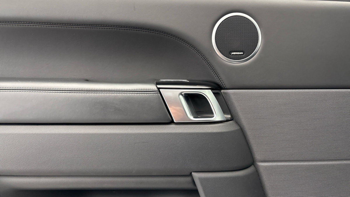 Land Rover Range Rover Sport Image 19