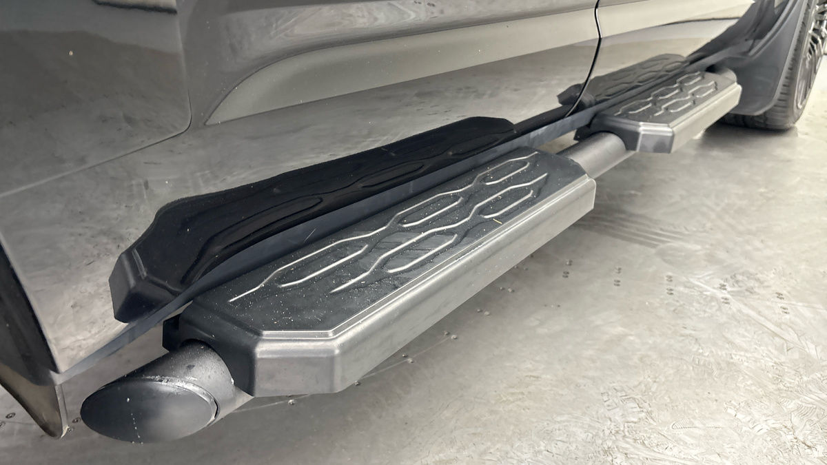 Land Rover Defender 110 Urban Image 26