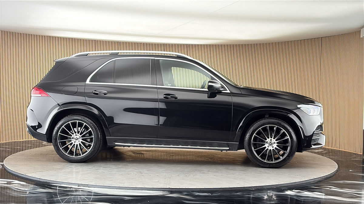 More views of Mercedes-Benz GLE
