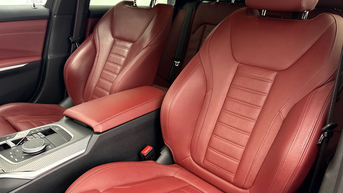 BMW 3 Series Image 7