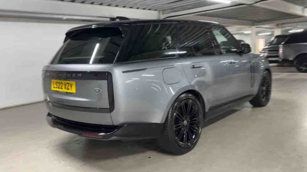 More views of Land Rover Range Rover