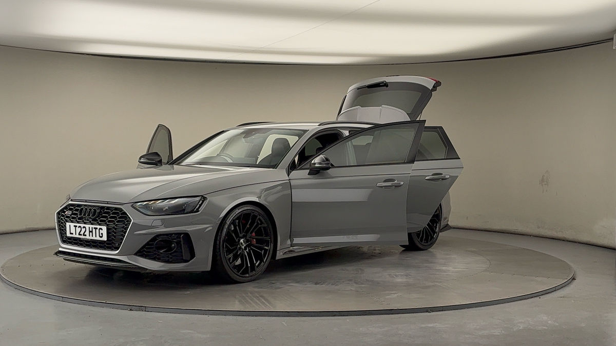 More views of Audi RS4 Avant