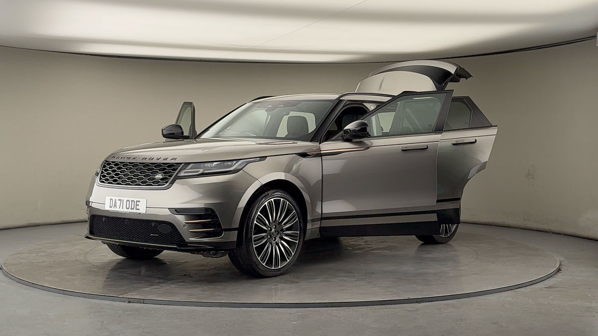 More views of Land Rover Range Rover Velar
