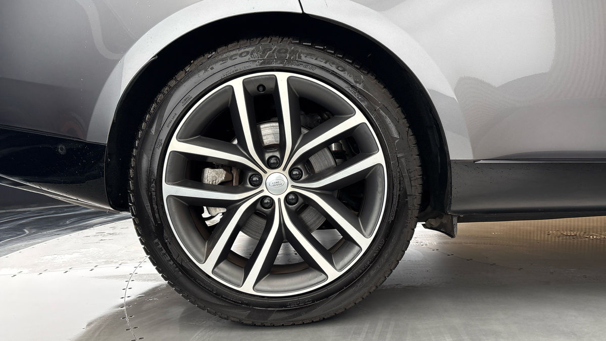 Land Rover Range Rover Image 10
