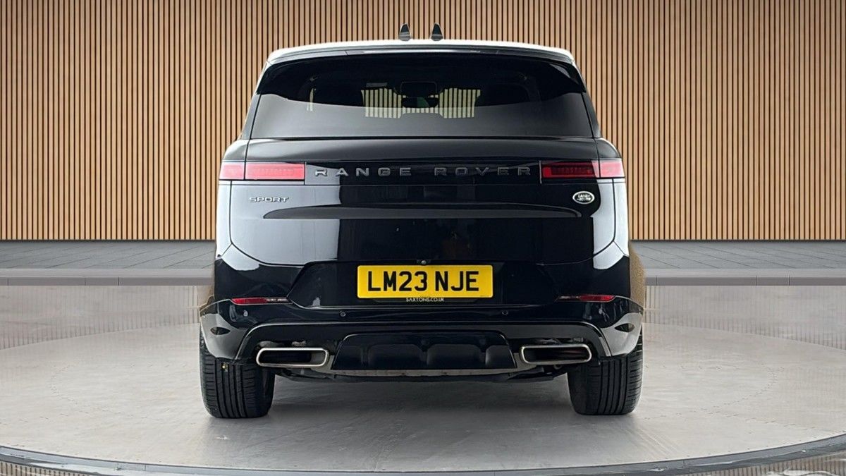 Land Rover Range Rover Sport Image 4