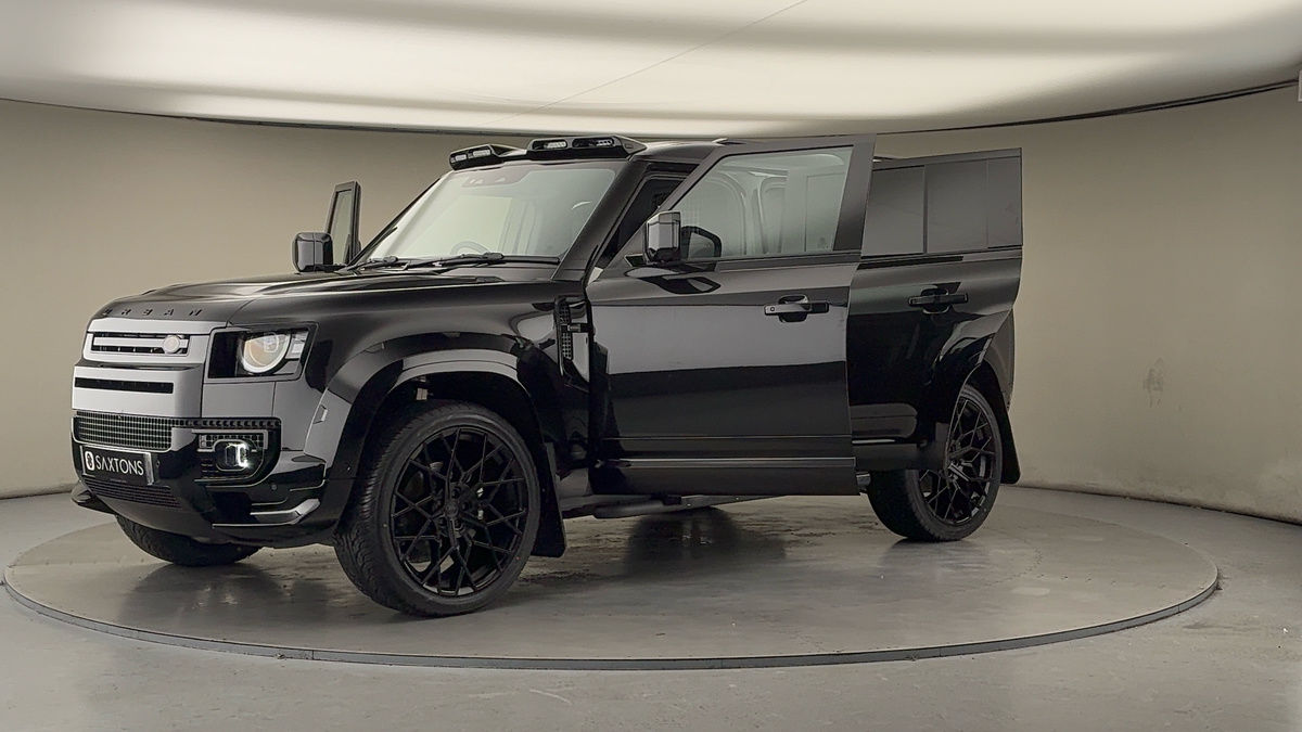 Land Rover Defender 110 Urban Image 22