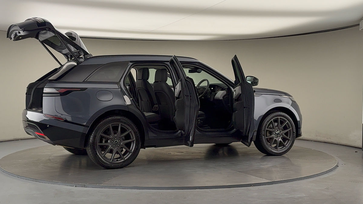 More views of Land Rover Range Rover Velar