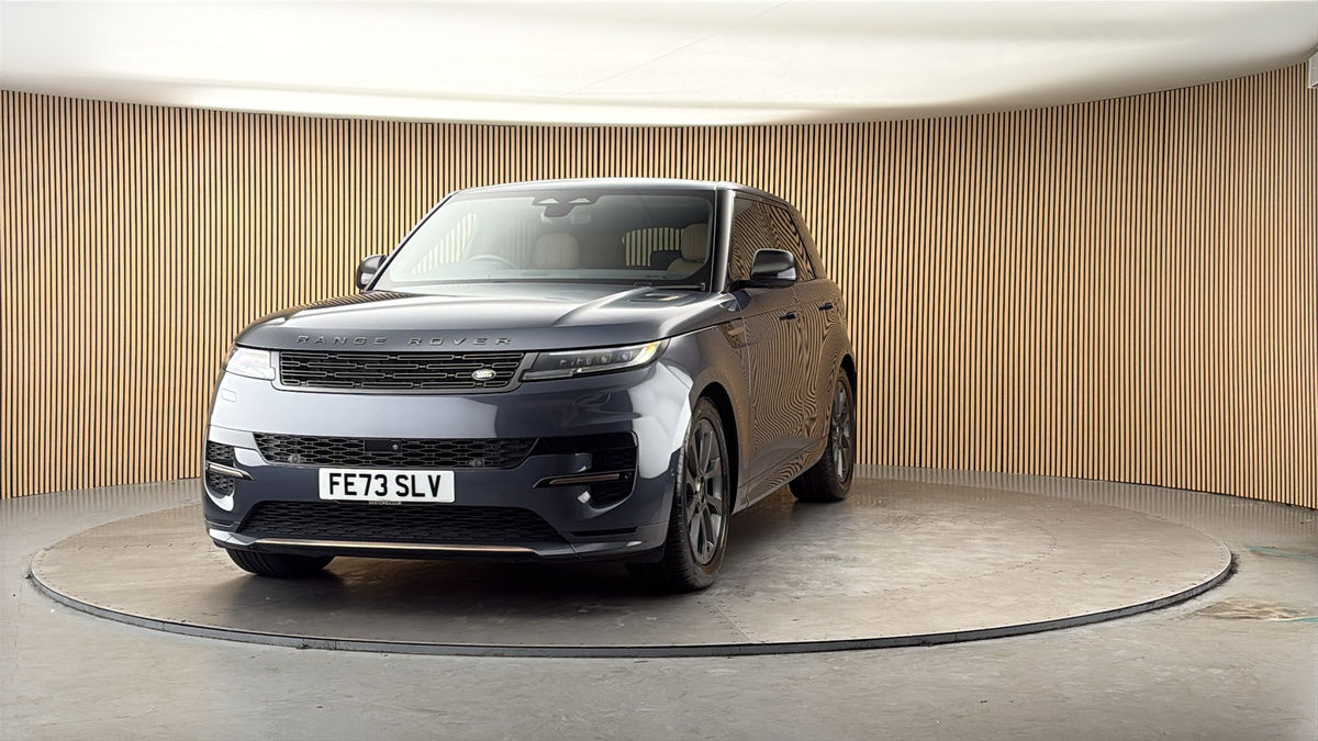 More views of Land Rover Range Rover Sport