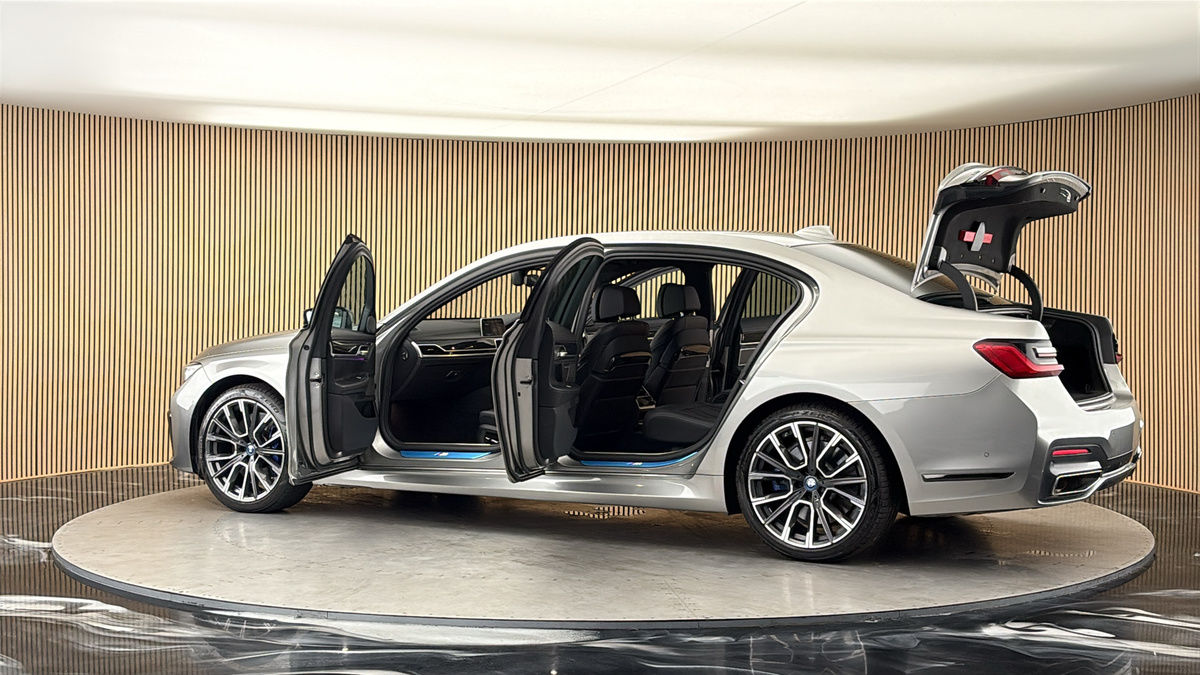 More views of BMW 7 Series