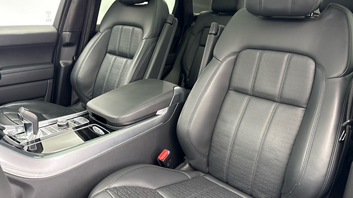 Land Rover Range Rover Sport Image 7