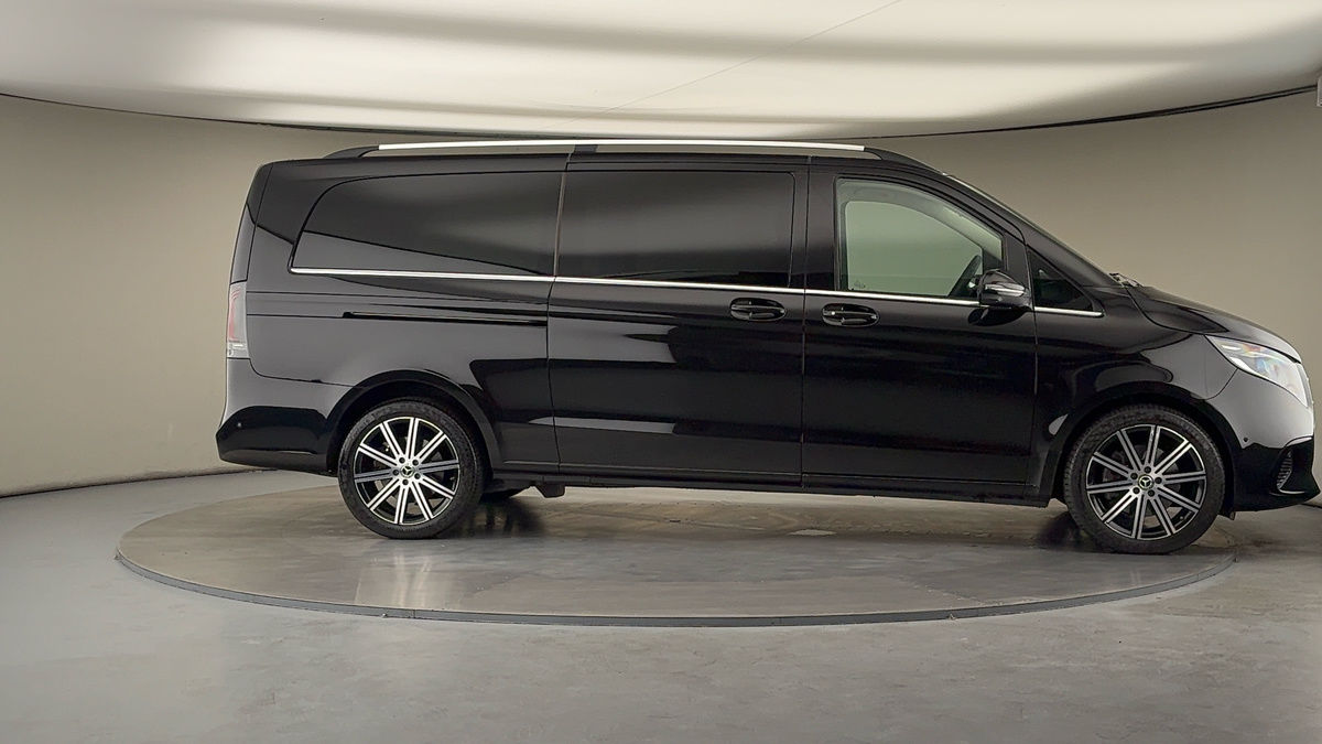 More views of Mercedes-Benz V Class