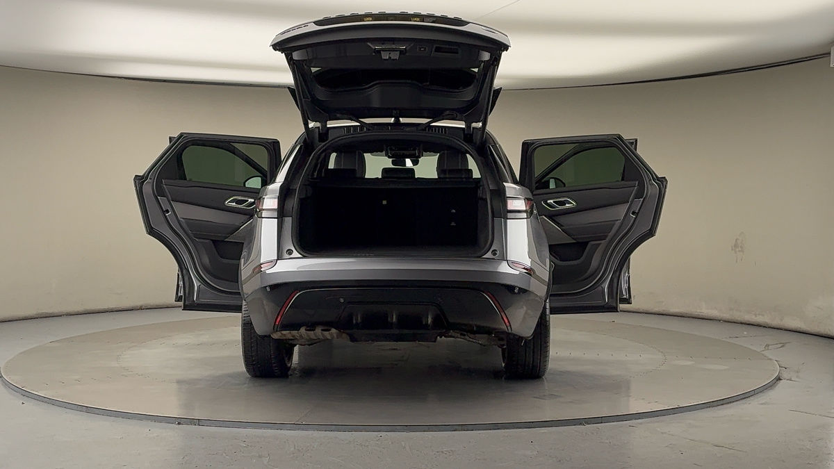 More views of Land Rover Range Rover Velar