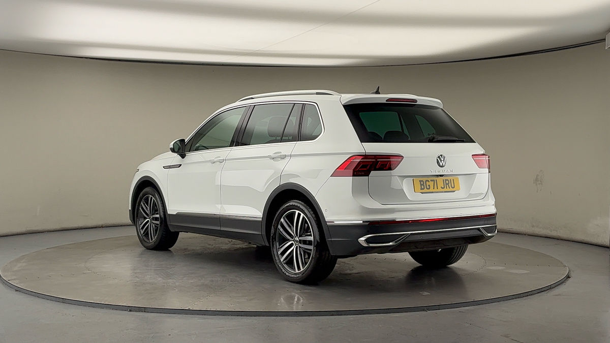 Volkswagen Tiguan Image 2