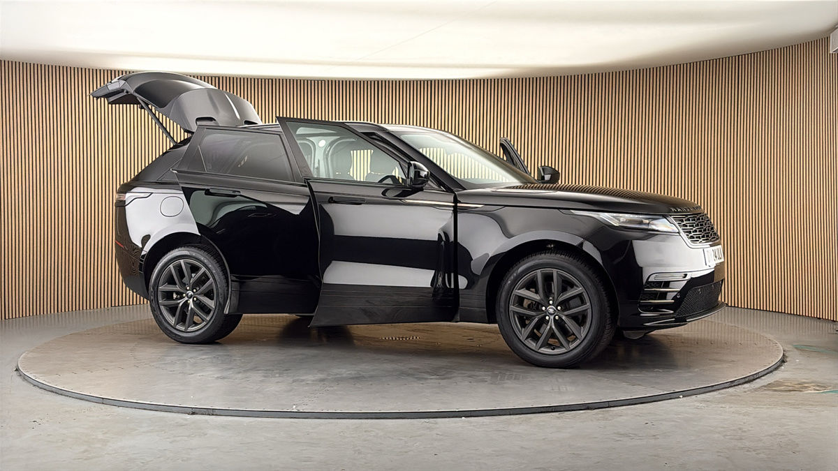 More views of Land Rover Range Rover Velar