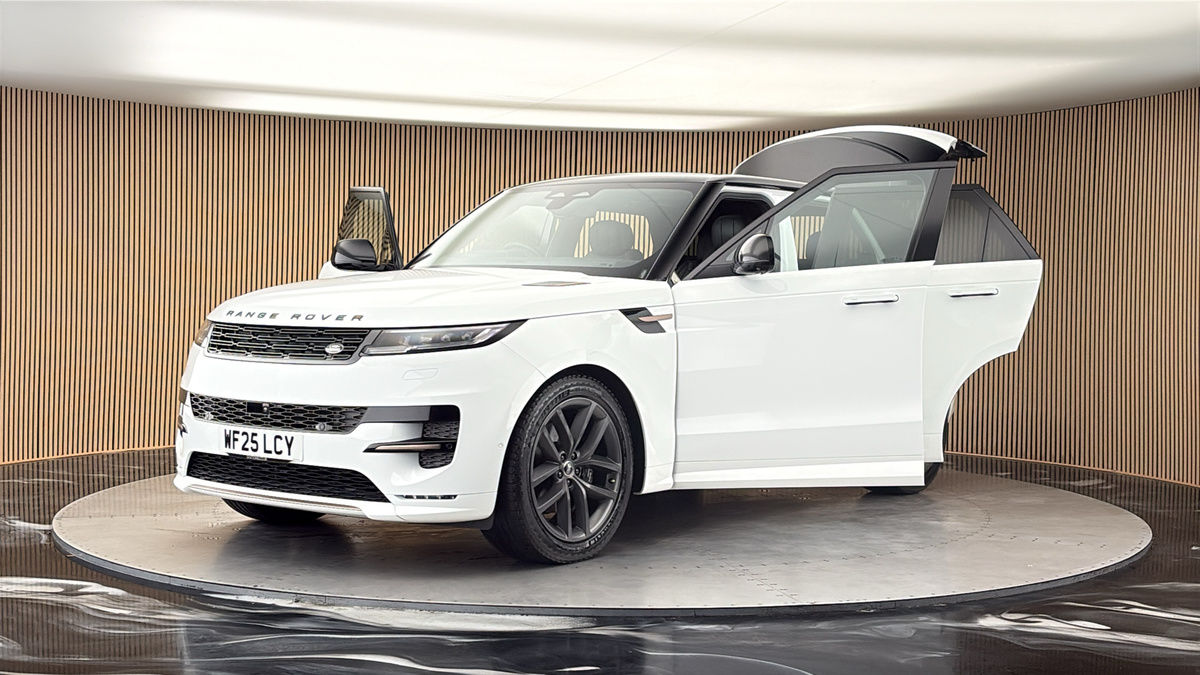 More views of Land Rover Range Rover Sport