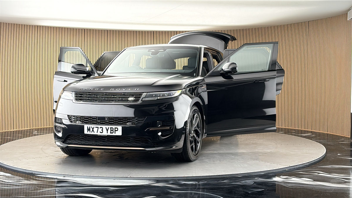 More views of Land Rover Range Rover Sport
